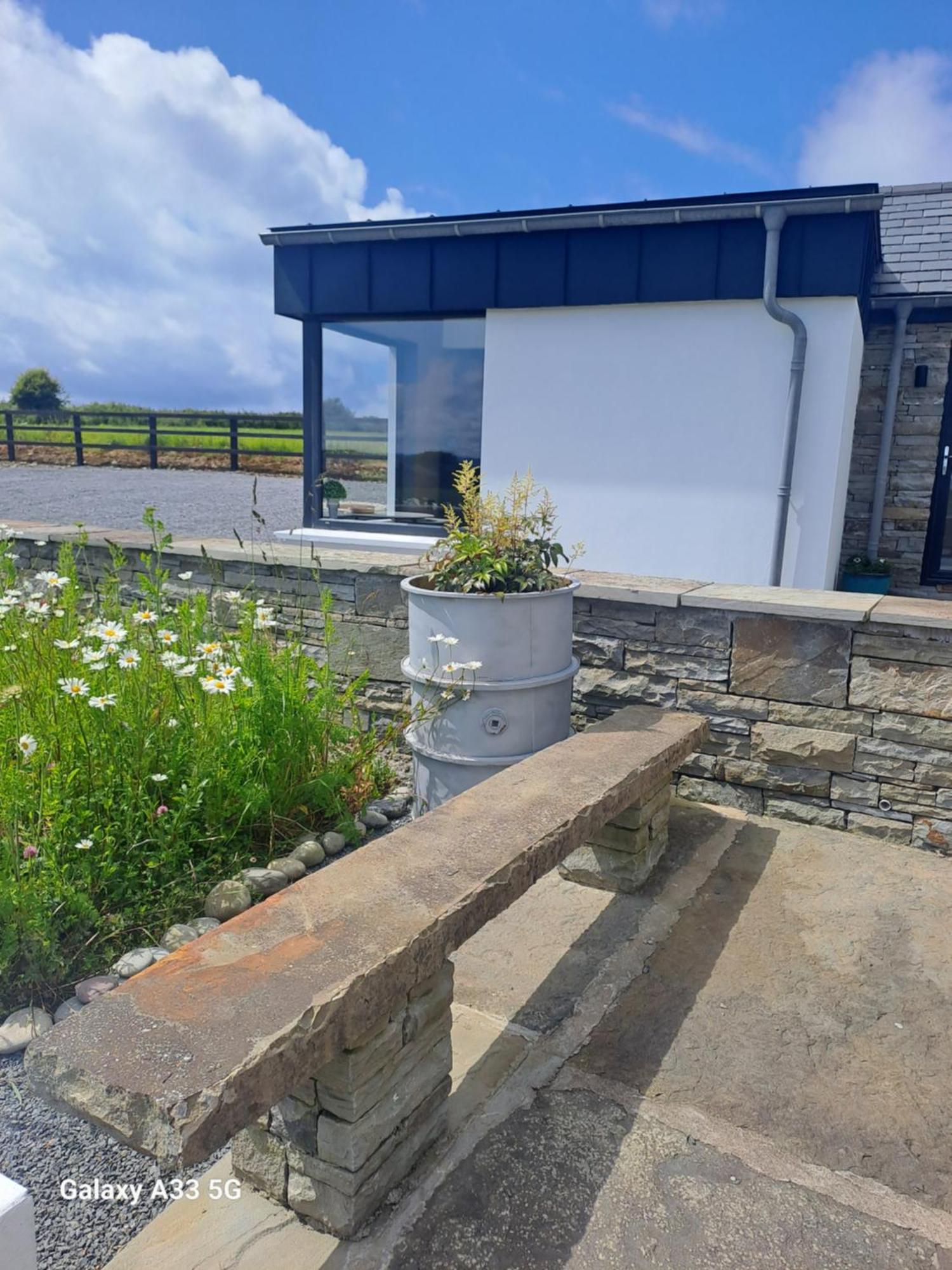 Rose Meadow Lodge Liscannor Exterior photo